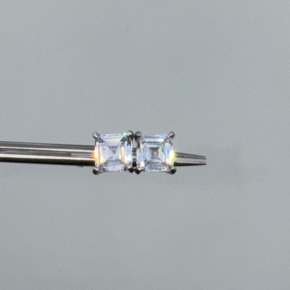 1.5ct Asscher Earrings - Picture 10 of 12